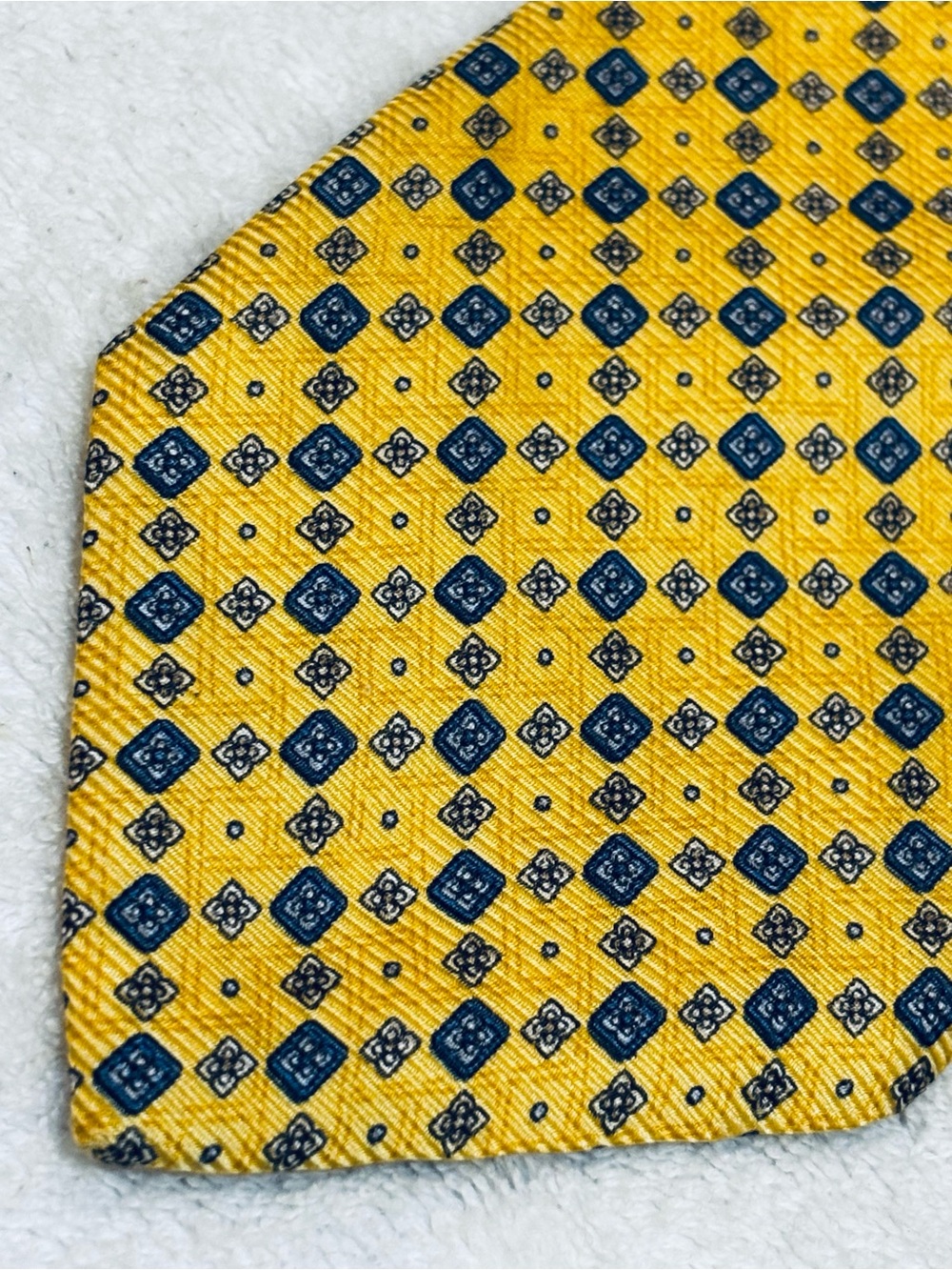 Brand New Stylish Tie By JoS A. Bank